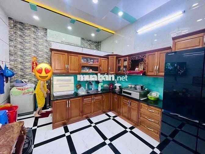 💥💥💥HOT-HOT-HOT: 5 TẦNG VIP CAO CẤP, SHR PHÁP LÝ CHUẨN-SẠCH, XE HƠI