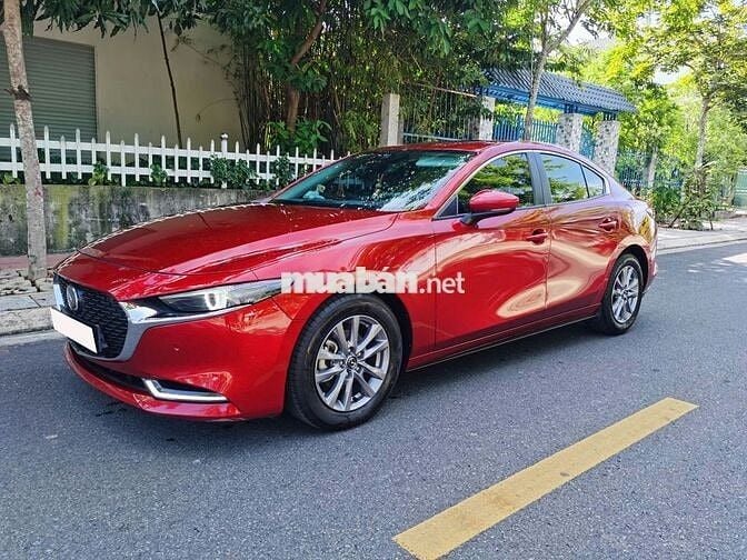 Mazda 3 2022 1.5L Premium - 44000 km nữ sử dụng