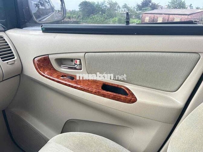 Toyota Innova 2007 G
