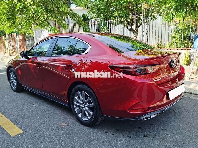 Mazda 3 2022 1.5L Premium - 44000 km nữ sử dụng
