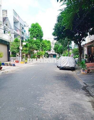 Cho thuê nguyên căn 4,5 x20. 2 Tấm giá 13 Triệu gần bệnh viện Quốc Ánh