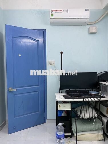 Nhà như hình hẻm 4,5m sát MT Trường Sa khu Phan Xích Long 2 phòng ngủ