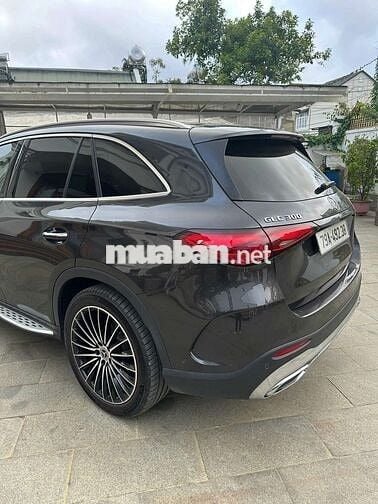 Mec GLC 300 4matic 2023 cần bán