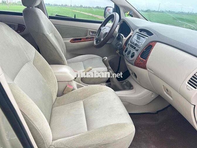Toyota Innova 2007 G