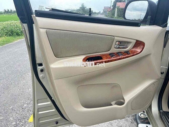 Toyota Innova 2007 G