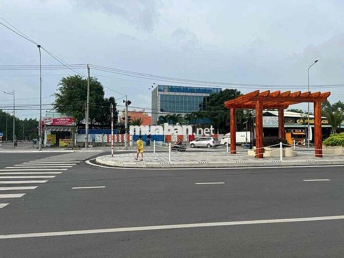 Bán nhà mặt phố Trần Hưng Đạo, Phú Mỹ, Bà Rịa Vũng Tàu, giá cực chất 6