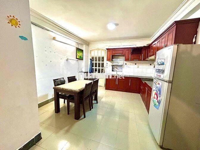 KTX Sinh Viên Cao Cấp Đường Lê Hồng Phong Q10