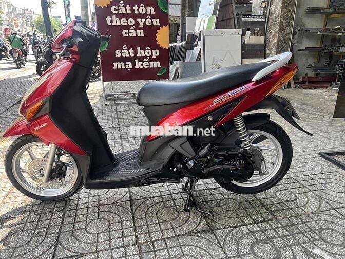 cần bán xe click