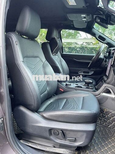 Ford Everest Titanium 4x4 2022 - Xe Cá Nhân