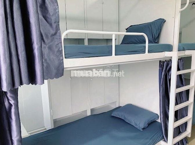 KTX Nữ ngay ĐH Ngân Hàng 400m, đi bộ được - Mới xây, không chung chủ