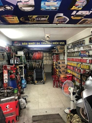 Sang toàn bộ mặt bằng và tiệm sửa xe 70tr, đường Nơ Trang Long, BThạnh