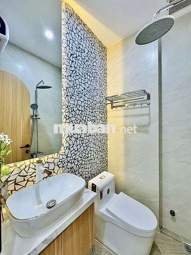 [3PN_3WC] FULL NỘI THẤT_SÁT QUẬN1_GẦN HUTECH HÀNG XANH