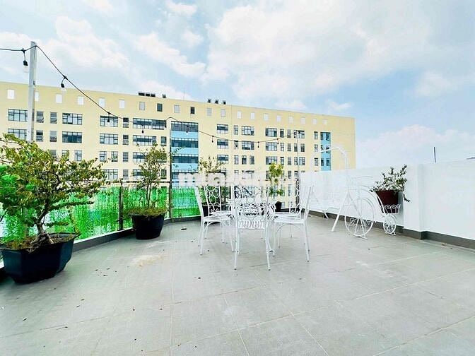 🏠Cho thuê PENTHOUSE 3 phòng ngủ 2WC 110m2 gần BÁCH KHOA, HUFLIT, VHU