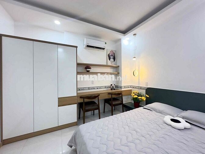 🏠Cho thuê PENTHOUSE 3 phòng ngủ 2WC 110m2 gần BÁCH KHOA, HUFLIT, VHU