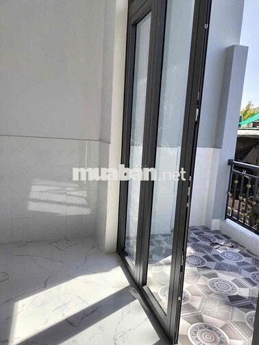 NHÀ CHO THUÊ – 9 TRIỆU/THÁNG 🍁 DT: 4 × 20m – 1 trệt, 1 lầu, gồm 4 ph