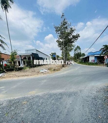 Bán đất 2 mặt tiền 198m2  xã Thái Mỹ