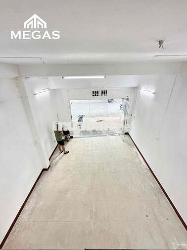 🔥🔥TRỐNG MẶT BẰNG RỘNG 50m2 MẶT TIỀN ĐƯỜNG CHỢ TÂN HƯƠNG