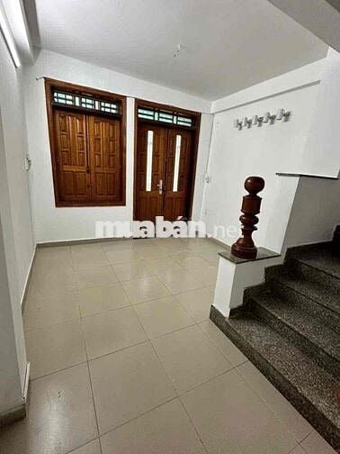 nhà đẹp 2pn 2wc 1 lầu có sân thượng gần chợ hiệp bình