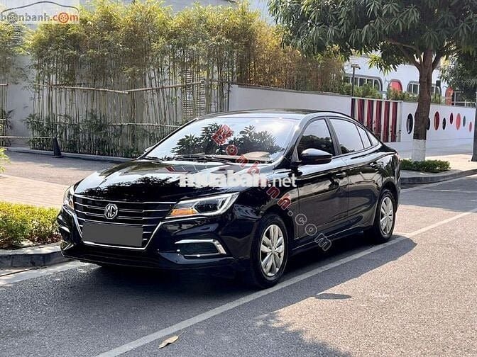 MG5 số sàn được trang bị 5 chỗ ngồi