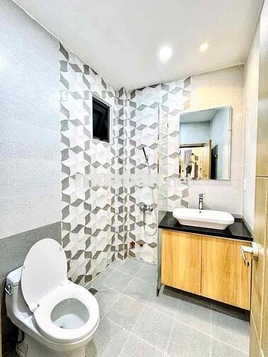 Nhà Mới 5 tầng Siêu Đẹp Full NT xịn trung tâm Phú Nhuận mua bán nhanh