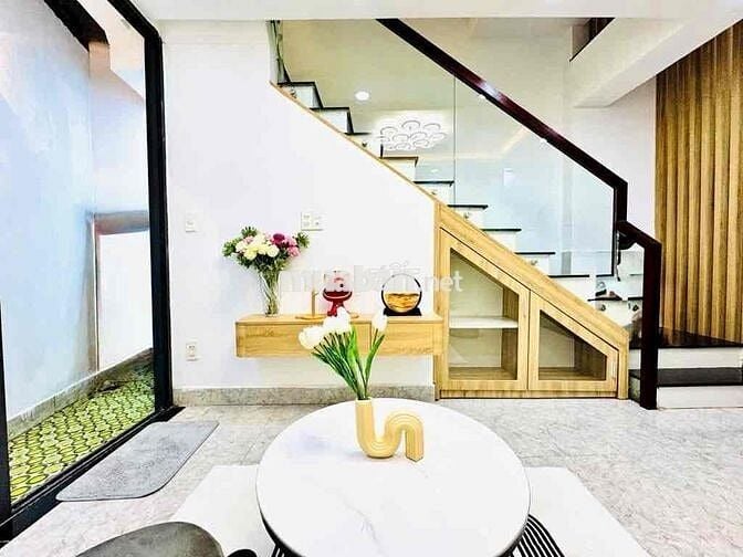 Nhà Mới 5 tầng Siêu Đẹp Full NT xịn trung tâm Phú Nhuận mua bán nhanh