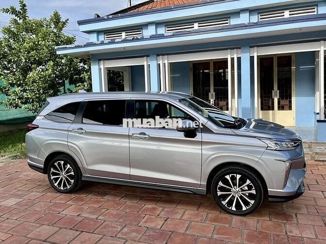 Toyota Veloz Cross 2022 Top full option nhập Indo