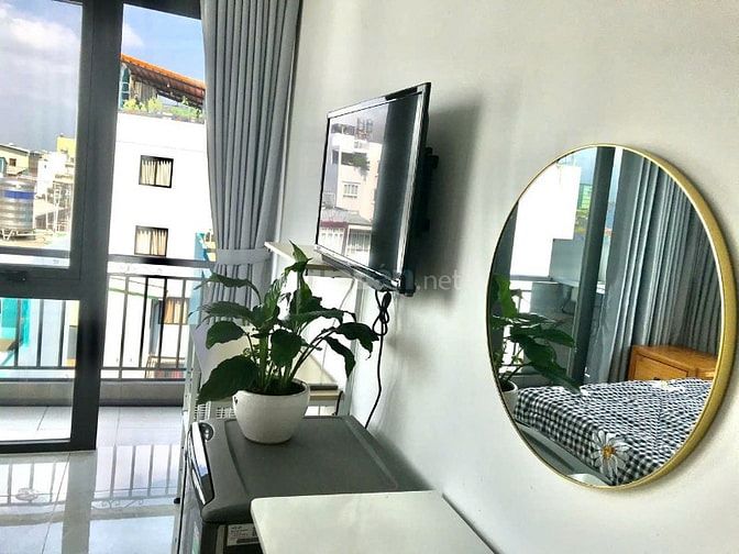 Tòa nhà CHDV Q3 cách MT 1 căn. DT 8x15m, 7 tầng thang máy