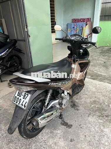 Suzuki hazate 2011 ngoại hình đẹp giấy tờ đầy đủ