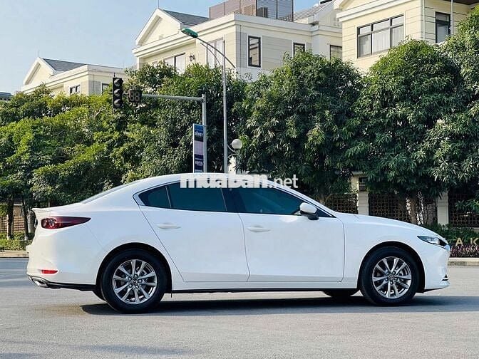 Mazda 3 2024 1.5L Luxury - 22000 km như mới
