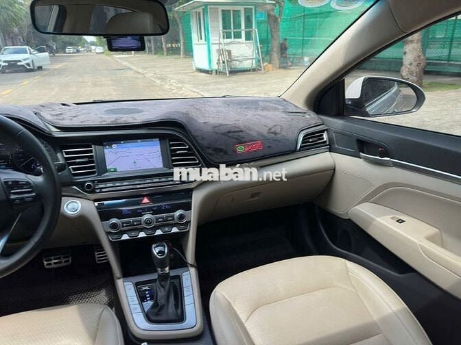 Hyundai Elantra 2021 2.0 AT 1 chủ từ mới