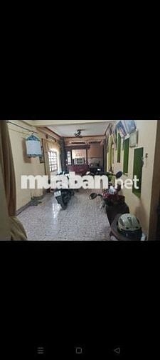 Nhà gốc 2 mặt tiền quốc lộ 50 DT 6.5 x 35m 1 lầu