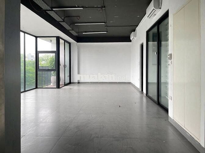 Chính chủ cho thuê văn phòng mặt phố đường bờ sông Sét chỉ hơn 10tr