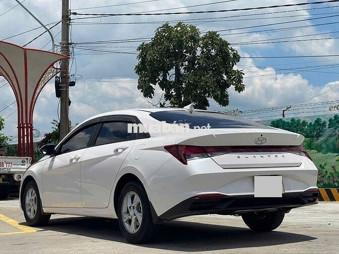 Hyundai Elantra 2023 1.6 AT Tiêu chuẩn - 3800 km