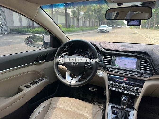 Hyundai Elantra 2021 2.0 AT 1 chủ từ mới