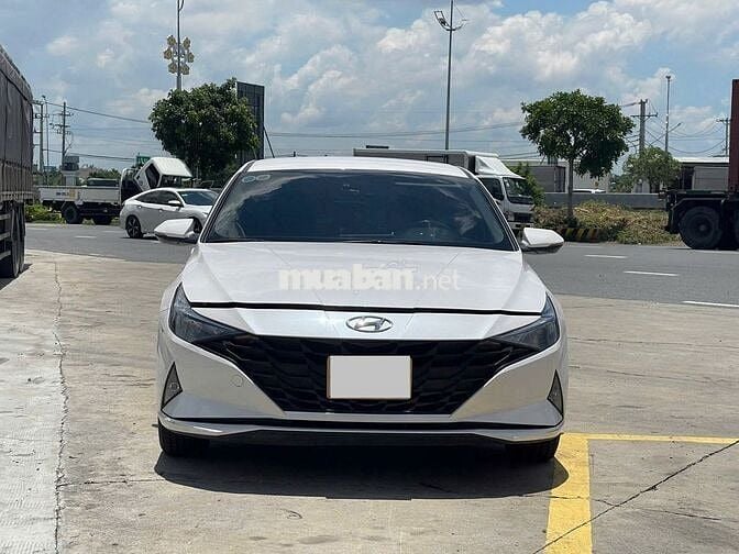 Hyundai Elantra 2023 1.6 AT Tiêu chuẩn - 3800 km
