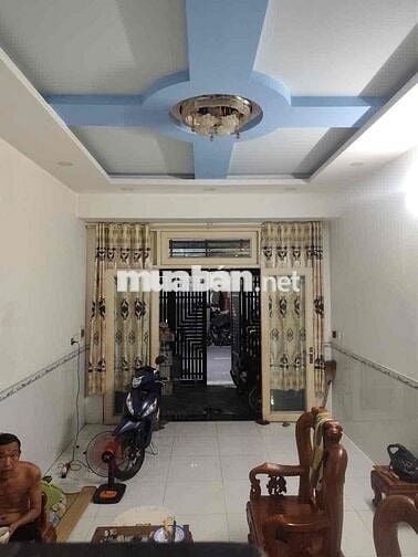 Hẻm 710/ Lũy Bán Bích (Hẻm 8m thông) 4x18m 3 tấm (4PN sân thượng)