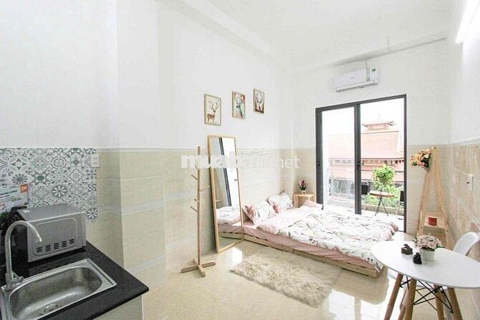 🏡CĂN HỘ BAN CÔNG RIÊNG ĐẦY ĐỦ NỘI THẤT NGAY LÊ VĂN SỸ - HUỲNH VĂN BÁNH