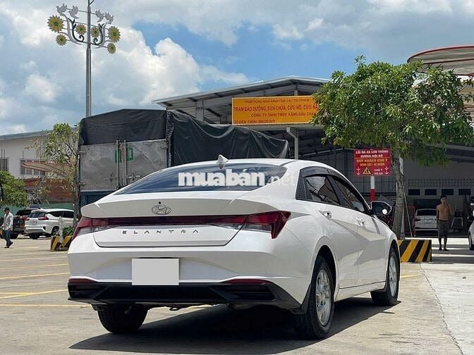Hyundai Elantra 2023 1.6 AT Tiêu chuẩn - 3800 km