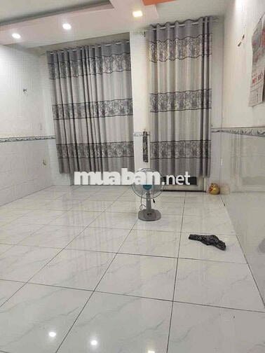 Hẻm 710/ Lũy Bán Bích (Hẻm 8m thông) 4x18m 3 tấm (4PN sân thượng)