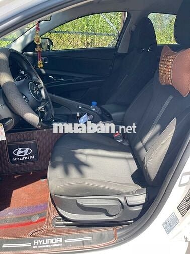 Hyundai Elantra 2023 1.6 AT Tiêu chuẩn - 3800 km