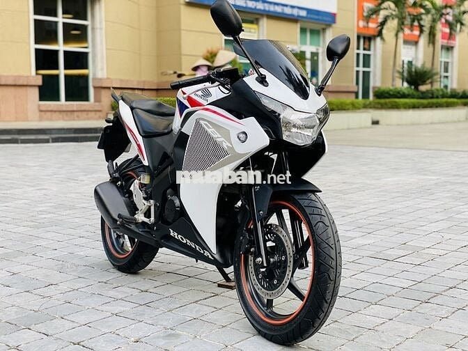 HONDA CBR 150 TRẮNG NHẬP THÁI MÁY ZIN CHÍNH CHỦ