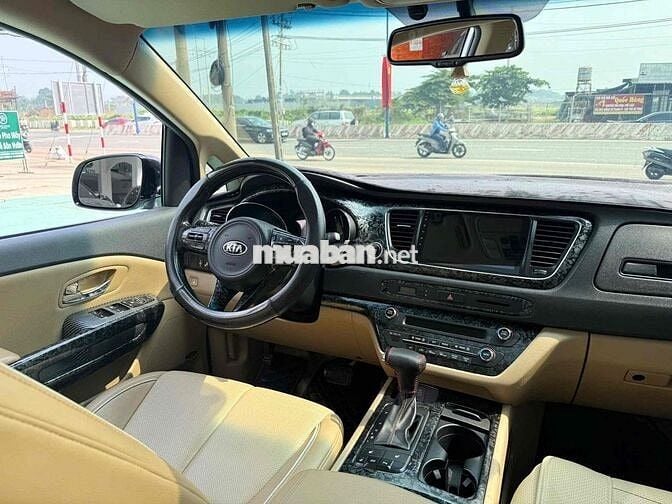 Kia Sedona 2018 2.2L DATH máy dầu, xe tốt