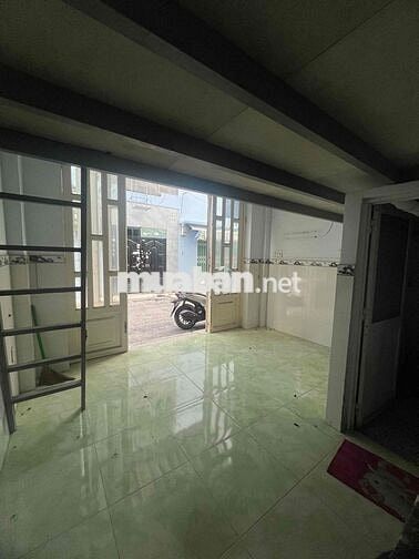 Mặt bằng hẻm 50 dương đức hiền, mới sửa khu sinh viên