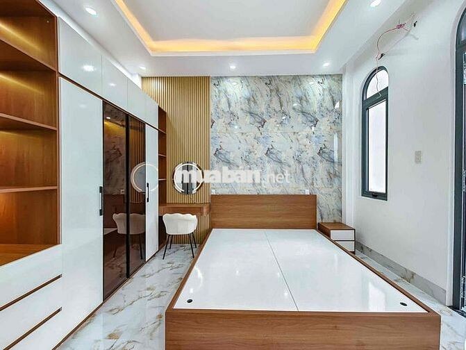 NHÀ TRỆT LẦU MỚI ĐẸP HẺM 311 NGUYỄN VĂN CỪ GẦN ĐH KỸ THUẬT CÔNG NGHỆ