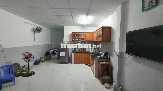 NHÀ HẺM 6M, VỈA HÈ, 67M2 (9.6x8), CHỢ DĨ AN 2, AN BÌNH, NHỈN 3 ĐỒNG TL