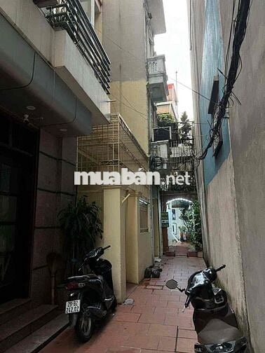 CHỈ HƠN 6,6 TỶ TẦM TIỀN HIẾM BỒ ĐỀ- NHÀ 5 TẦNG Ô TÔ ĐỖ CỔNG