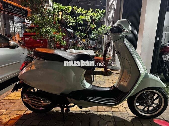 Vespa Primavera 2022 ABS iget chạy cực kì êm  đèn