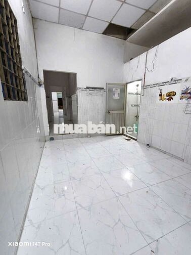 NHÀ CẤP 4 MẶT TIỀN BÌNH PHÚ GẦN ĐƯỜNG TAM BÌNH TÔ NGỌC VÂN