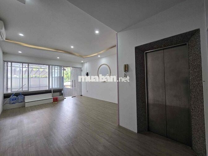 ✨ MẶT BẰNG ĐẸP NGAY TRUNG TÂM Q7 ✨