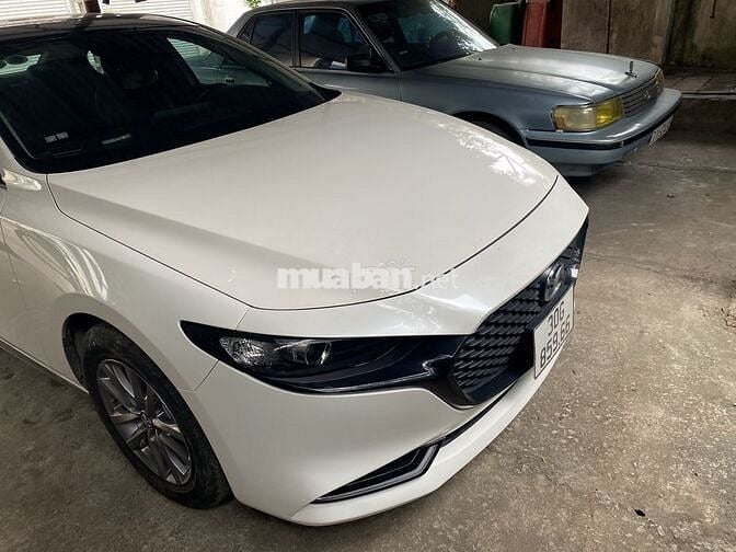 Mazda 3 2021 1.5L Luxury - 80000 km